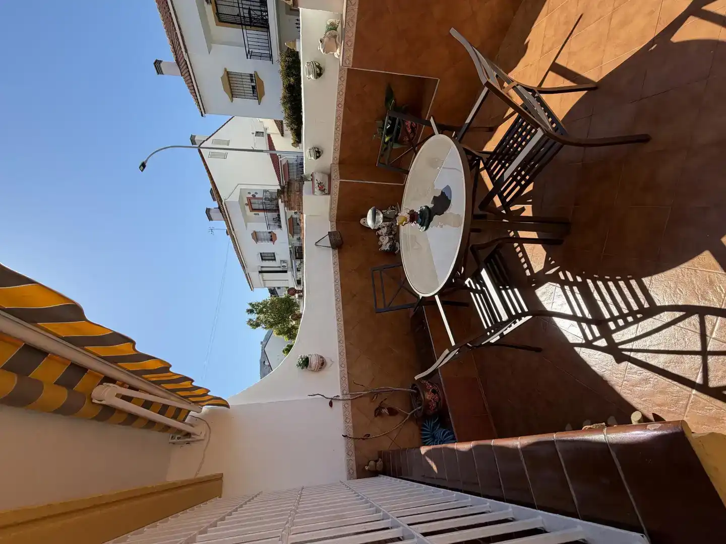 Terraza de Casa o chalet para compartir en Málaga con Aire acondicionado, Jardín privado y Piscina