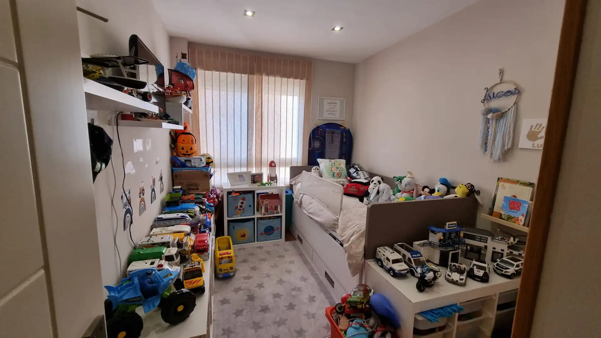 Flat for sale in Calle Vía del Berrocal, Iglesia - Estación