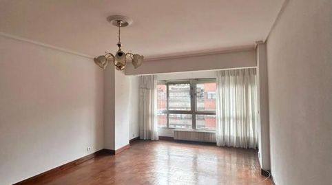 Foto 2 de Piso en venta en San Pedro de Deusto - La Ribera, Bilbao