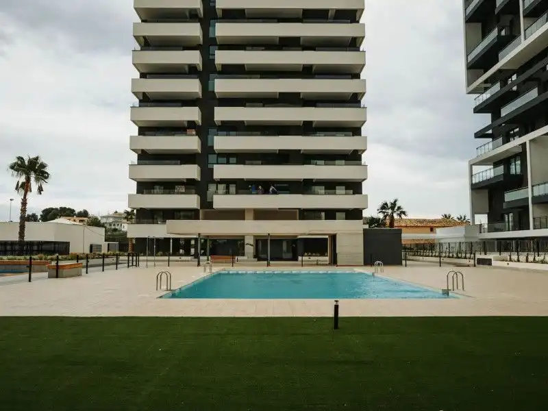 Apartamento con piscina en venta en Marisol Park - Ortembach - Los Almendros, imagen 5
