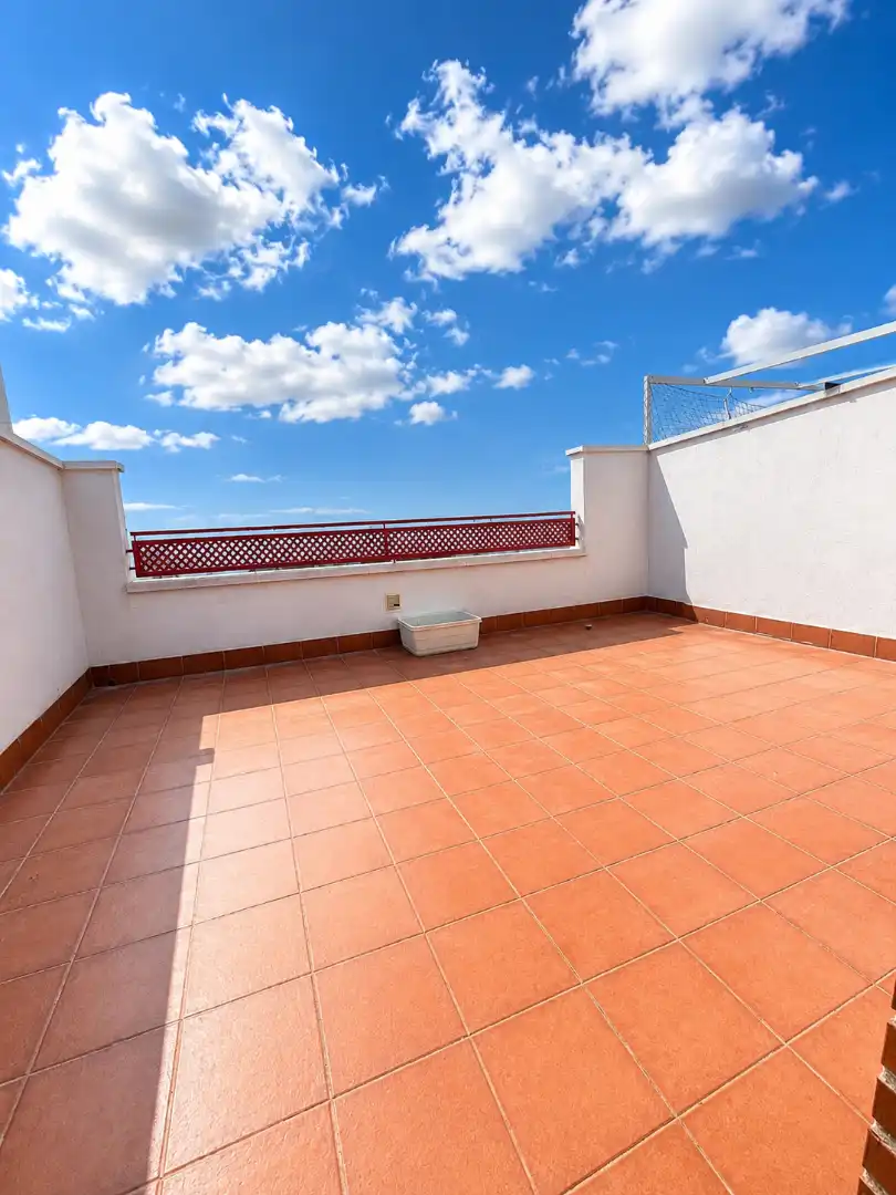Terraza de Ático en venta en Murcia con Aire acondicionado, Calefacción y Jardín privado