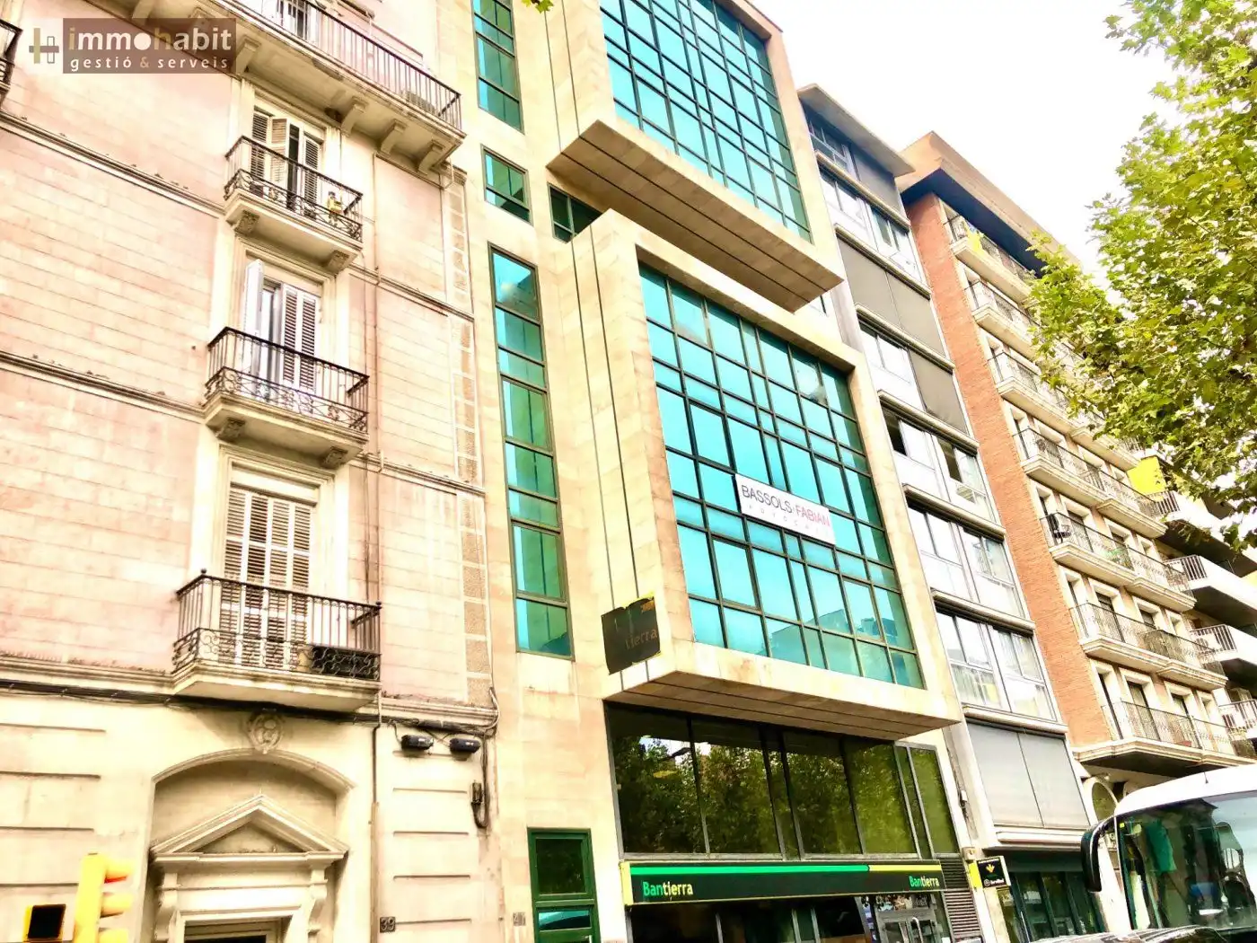 Oficina con ascensor en venta en Rambla ferran