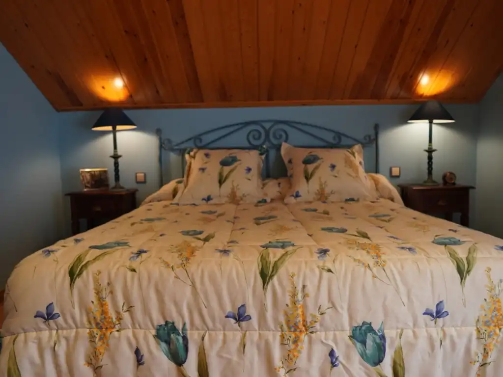 Bedroom of Houses for sale in Bielsa, Huesca