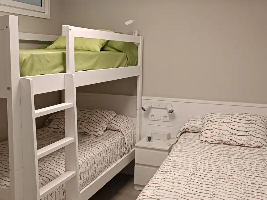 Bedroom of Apartments for rent in El Campello  with Air Conditioner, Heating and Parquet flooring