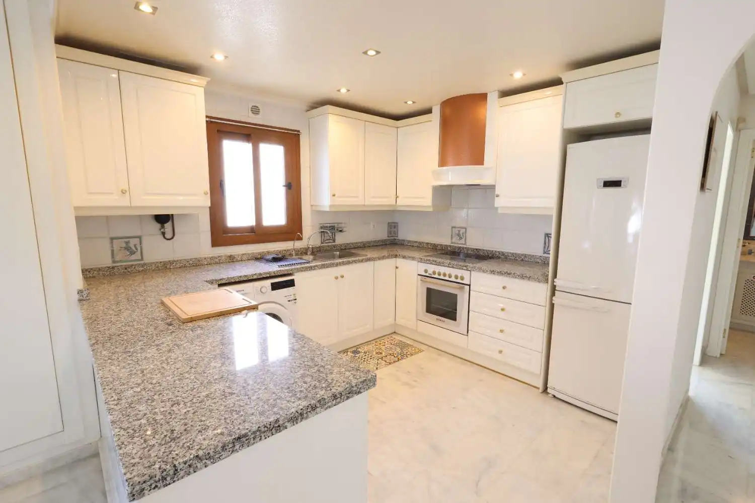 Cocina de Apartamento en venta en Orihuela con Aire acondicionado, Calefacción y Terraza