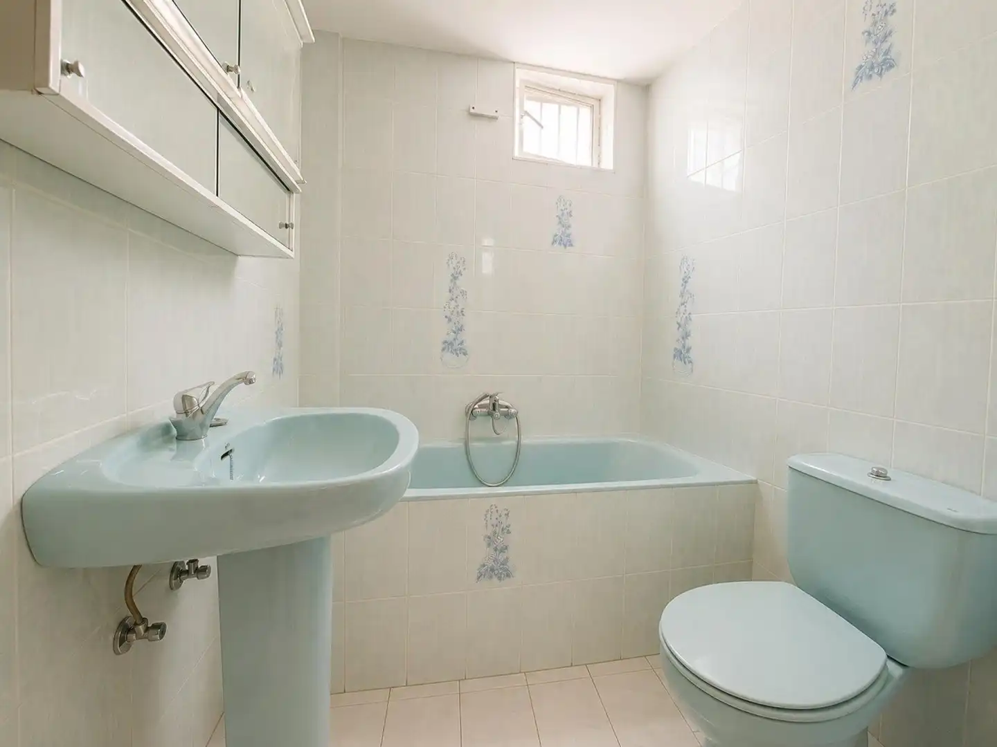 Badezimmer von Gebäude zum Verkauf in Toreno