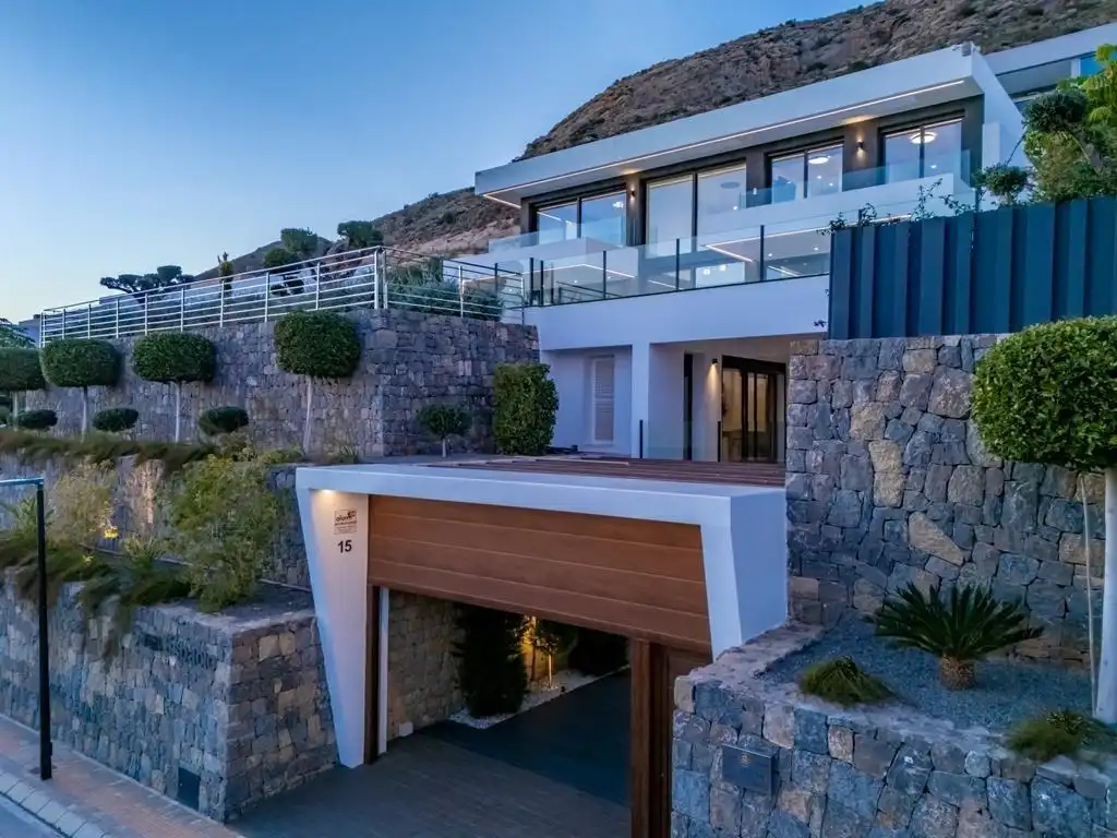 Villa avec piscine à vendre à Golf Bahía, imagen 7