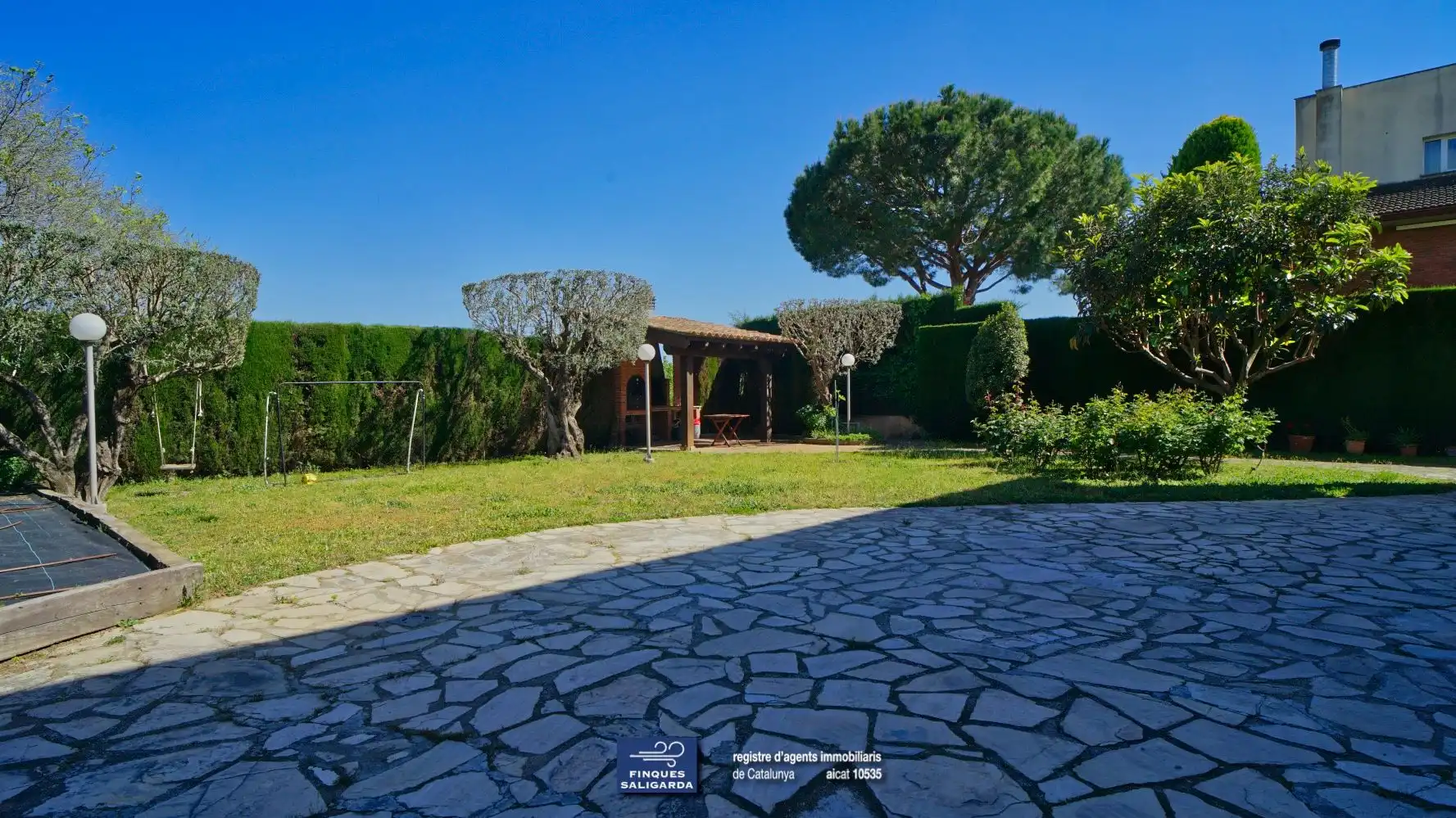 Jardín de Casa o chalet en venta en Canovelles con Aire acondicionado, Calefacción y Terraza