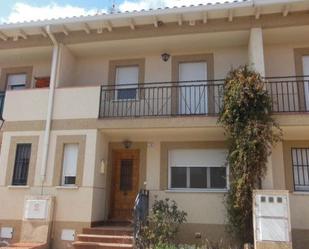 Exterior view of Single-family semi-detached for sale in Mohernando