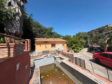Casa con piscina en venta en Urbanitzacions