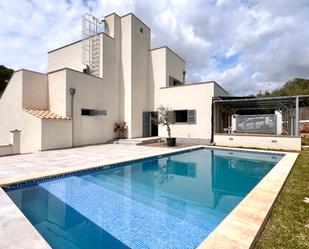Swimming pool of Single-family semi-detached for sale in Santanyí  with Air Conditioner and Swimming Pool