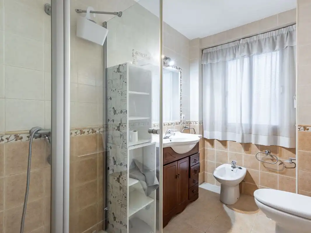 Flat with lift for sale in Calle Carlos Pareja 4, imagen 5