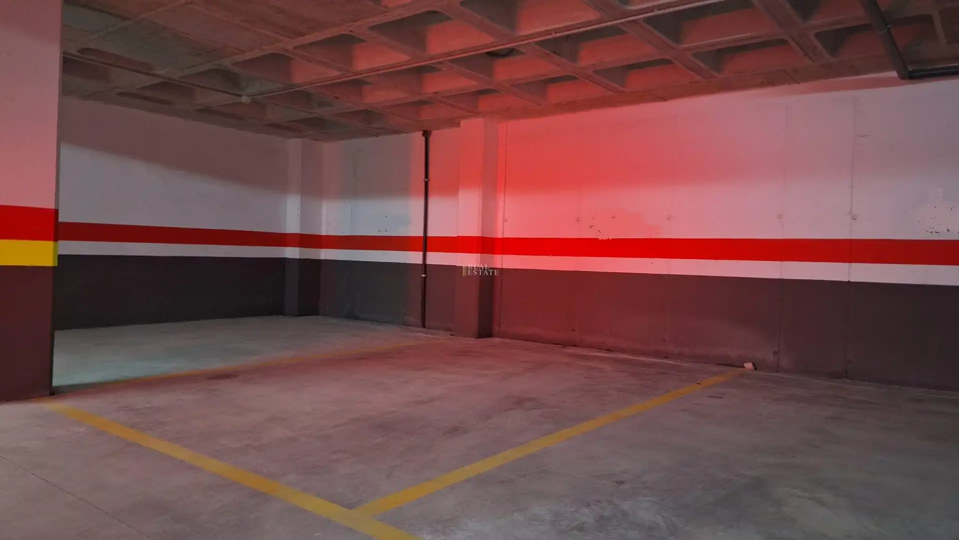 Parking de Piso en venta en Murcia con Aire acondicionado, Trastero y Balcón