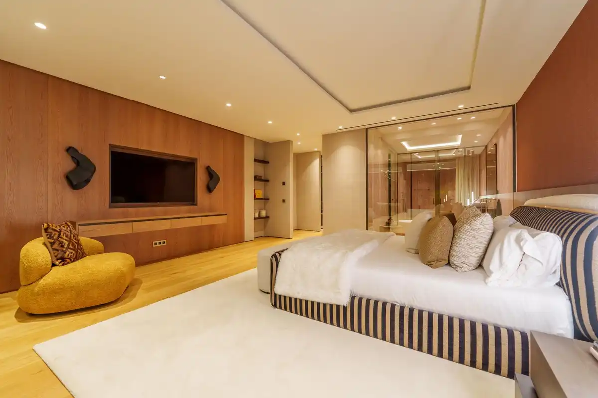 Habitación de Dúplex en venta en Marbella con Aire acondicionado, Terraza y Piscina