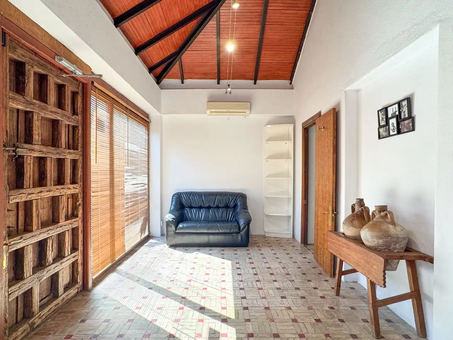 Sala d'estar de Casa o xalet de lloguer en Marbella amb Jardí privat, Terrassa i Piscina