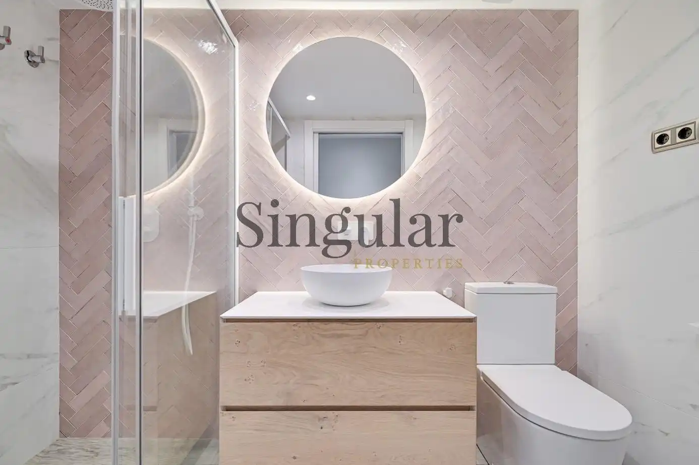 Baño de Piso en venta en Barcelona con Aire acondicionado, Calefacción y Jardín privado