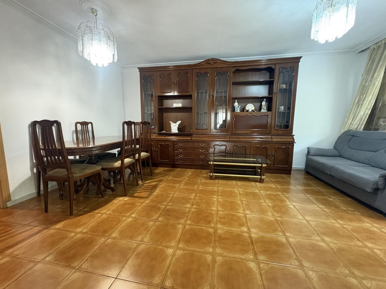 Comedor de Piso en venta en  Madrid Capital con Calefacción y Terraza