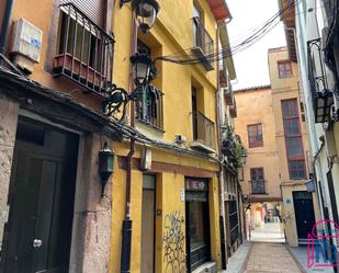 Exterior view of Building for sale in León Capital 