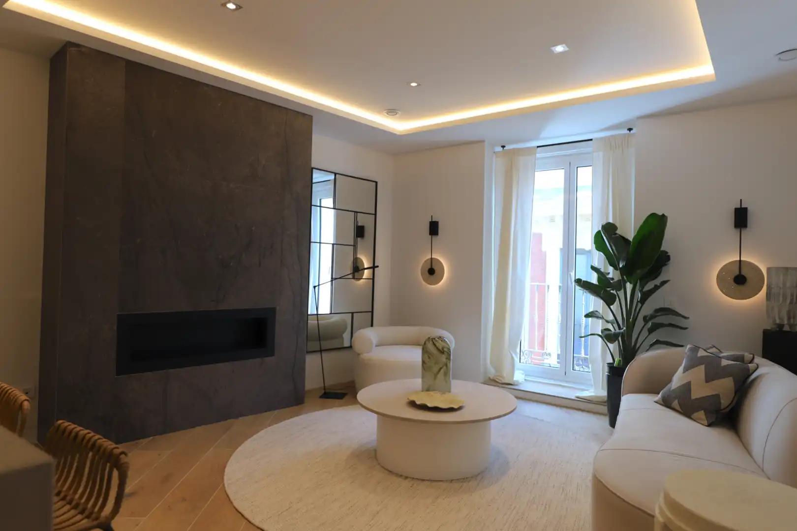 Living room of Houses for sale in Madrid  with Air Conditioner, Heating and Parquet flooring