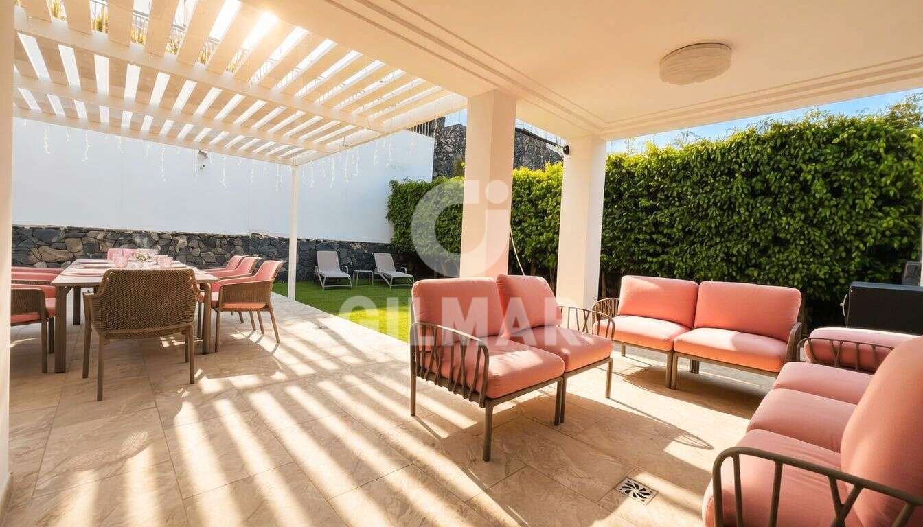 Terrassa de Pis en venda en Adeje amb Aire condicionat, Jardí privat i Terrassa