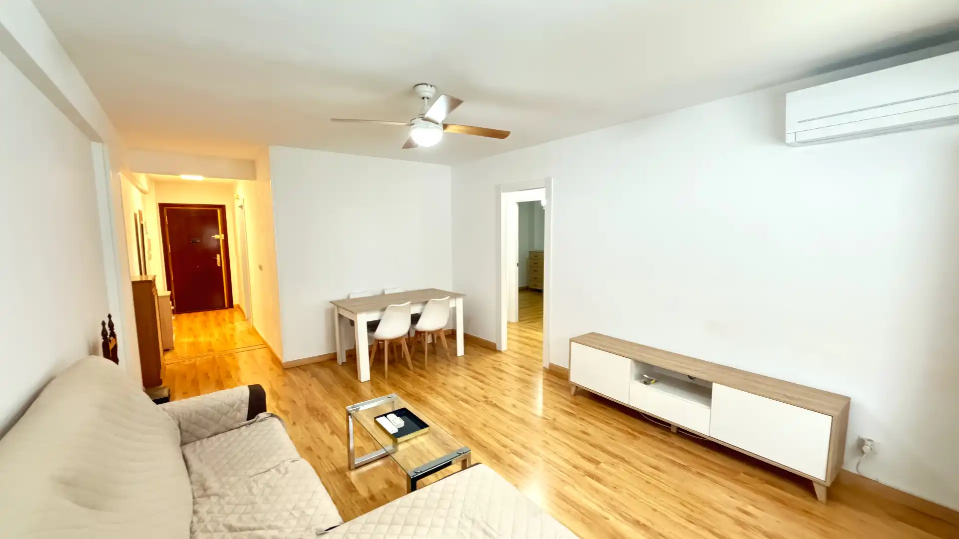 Sala d'estar de Pis en venda en Alcalá de Henares amb Aire condicionat i Calefacció