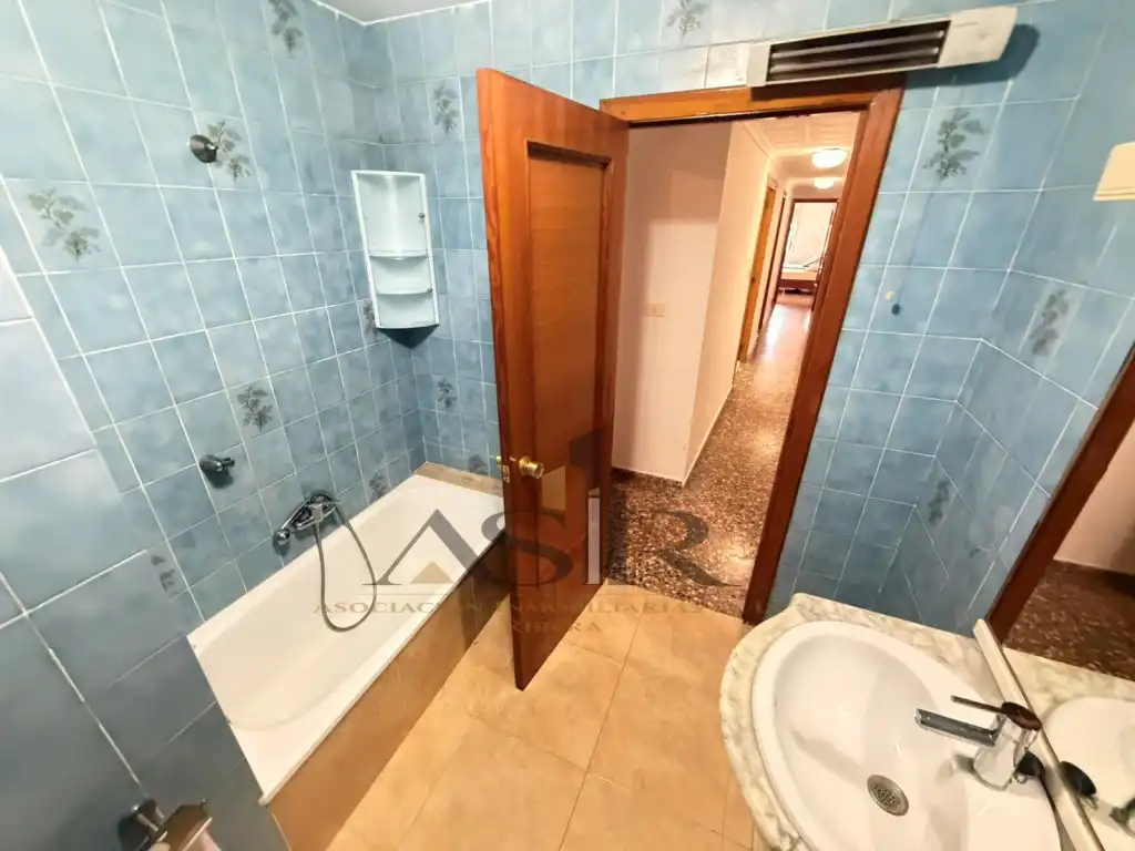 Flat for sale in Calle Via Sucronense, imagen 30