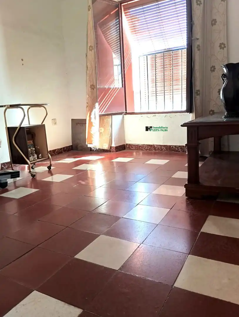 Piso en venta en Alburquerque con Balcón
