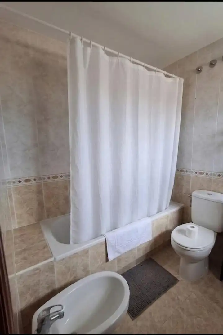 Bany de Apartament en venda en Aldaia amb Balcó