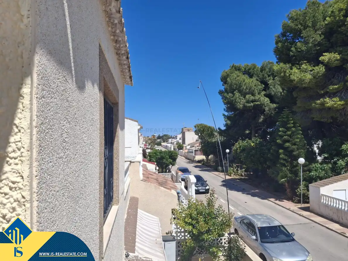 Casa con piscina en venta en Zona Carrefour - Urbanizaciones, imagen 23