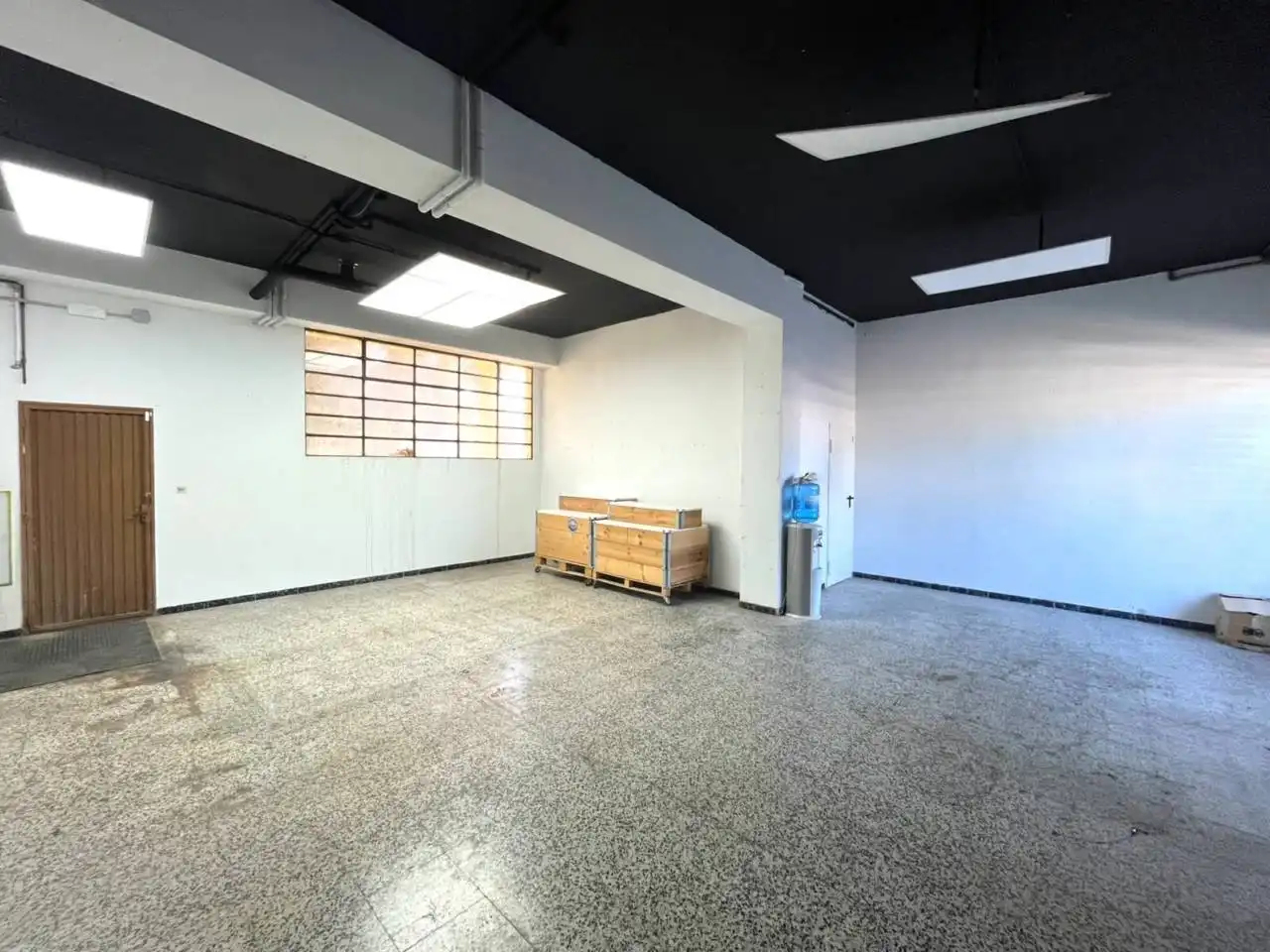 Local comercial en alquiler en Sarrià de Ter, imagen 2