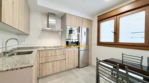 Foto 2 de Piso de alquiler en Gran Via, Logroño