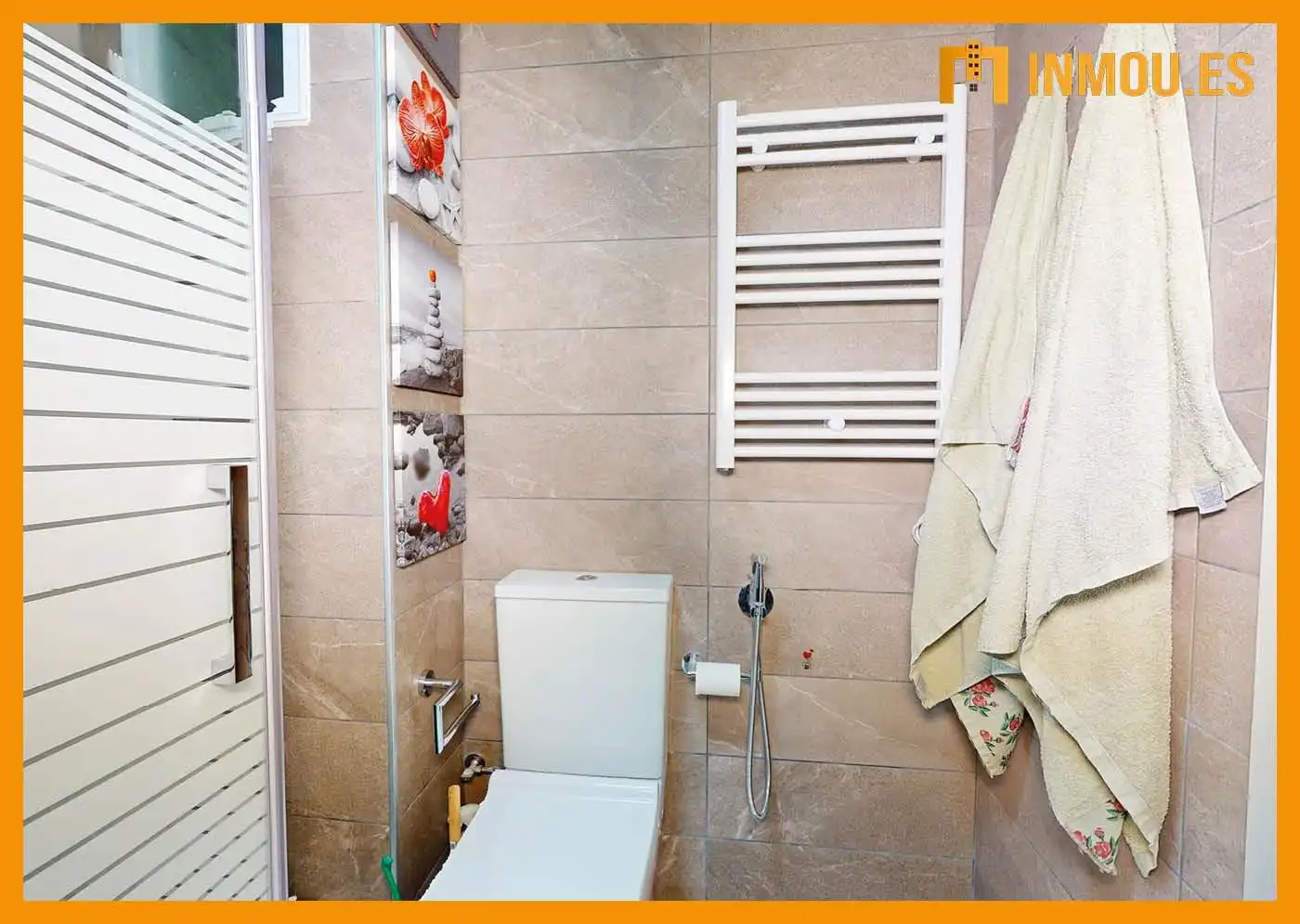 Bathroom of Flat for sale in Ourense Capital   with Air Conditioner, Heating and Parquet flooring