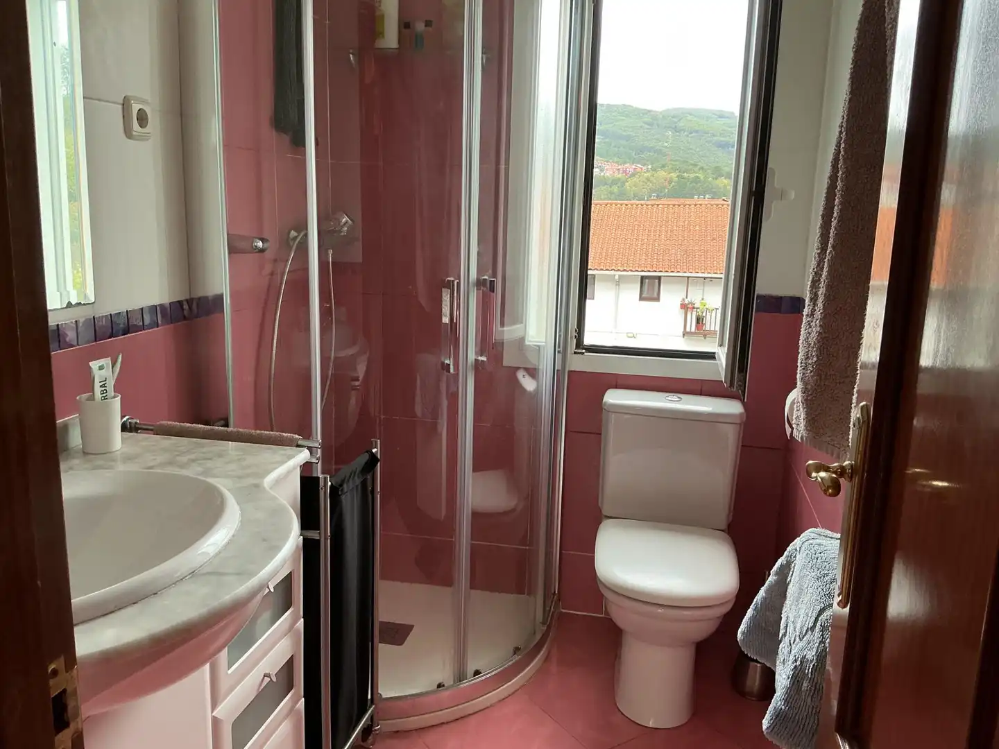Baño de Piso en venta en Galdakao con Calefacción, Parquet y Amueblado