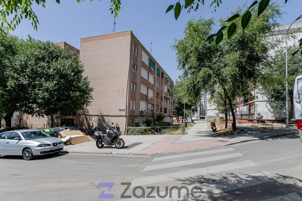 Vista exterior de Piso de alquiler en Madrid con Aire acondicionado, Calefacción y Parquet