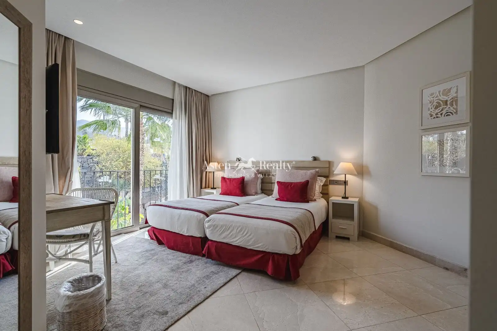 Habitación de Apartamento en venta en Guía de Isora con Aire acondicionado, Terraza y Trastero