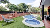 Swimming pool of House or chalet for sale in Castelldefels  with Air Conditioner, Terrace and Swimming Pool