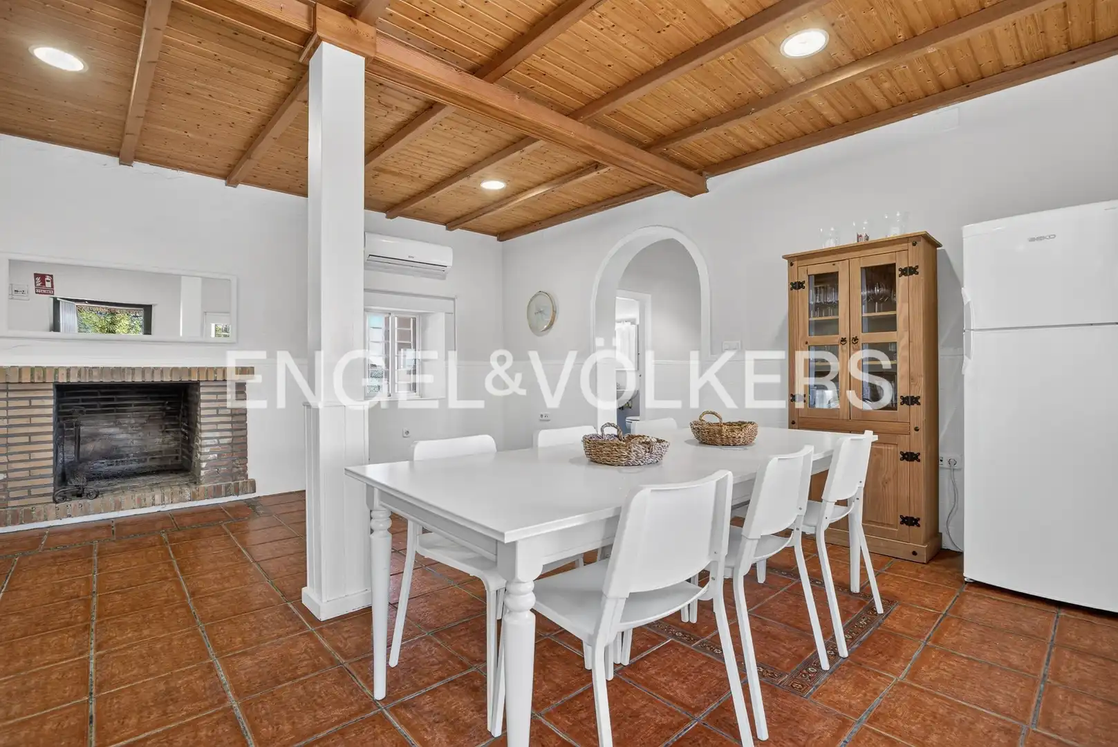 Dining room of Country homes for sale in Calañas, Huelva