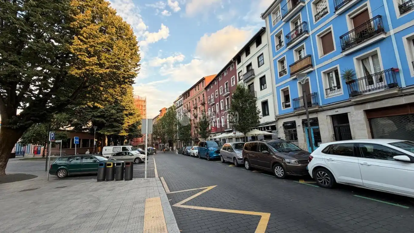 Exterior view of Flat for sale in Bilbao   with Parquet flooring and Balcony