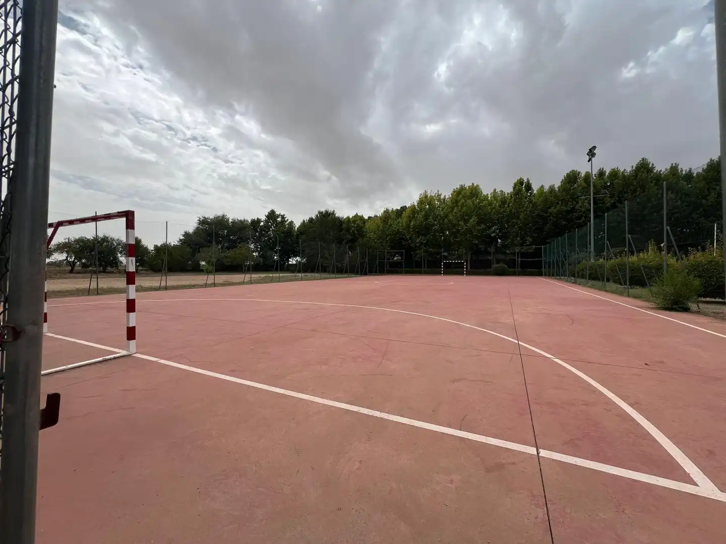 Parking de Casa o chalet de alquiler en Albacete con Calefacción, Jardín privado y Trastero