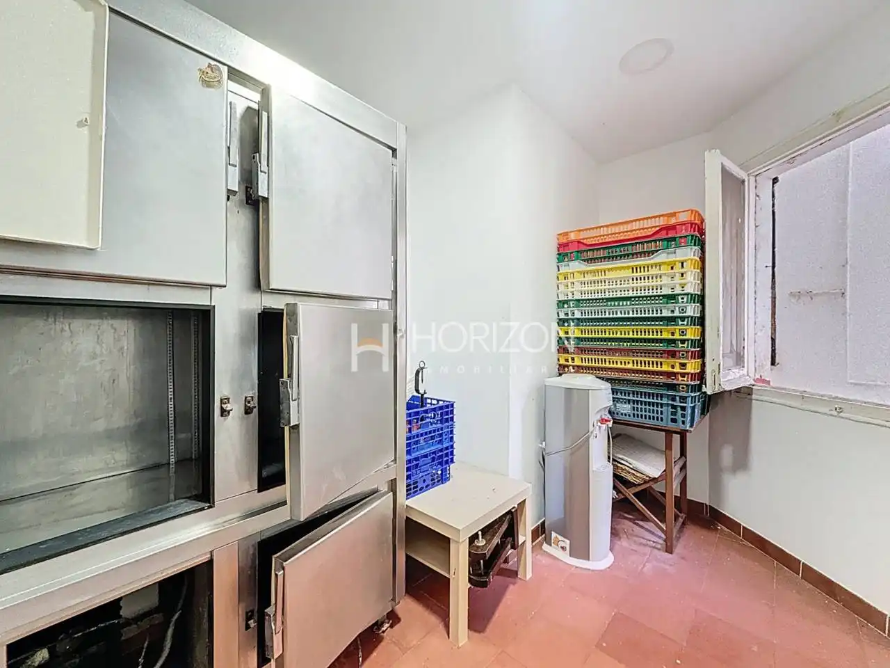 Cocina de Local en venta en Barcelona