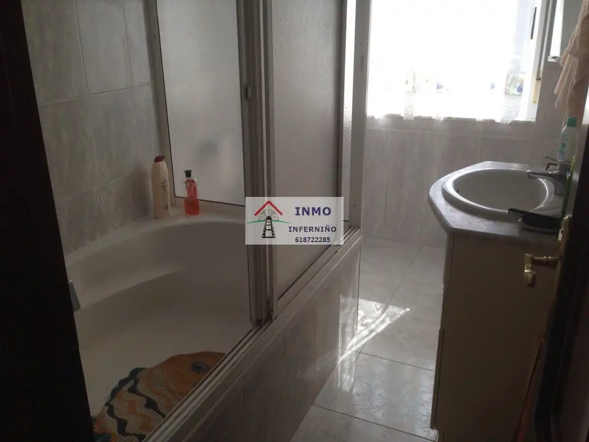 Bany de Casa o xalet en venda en Ares, A Coruña