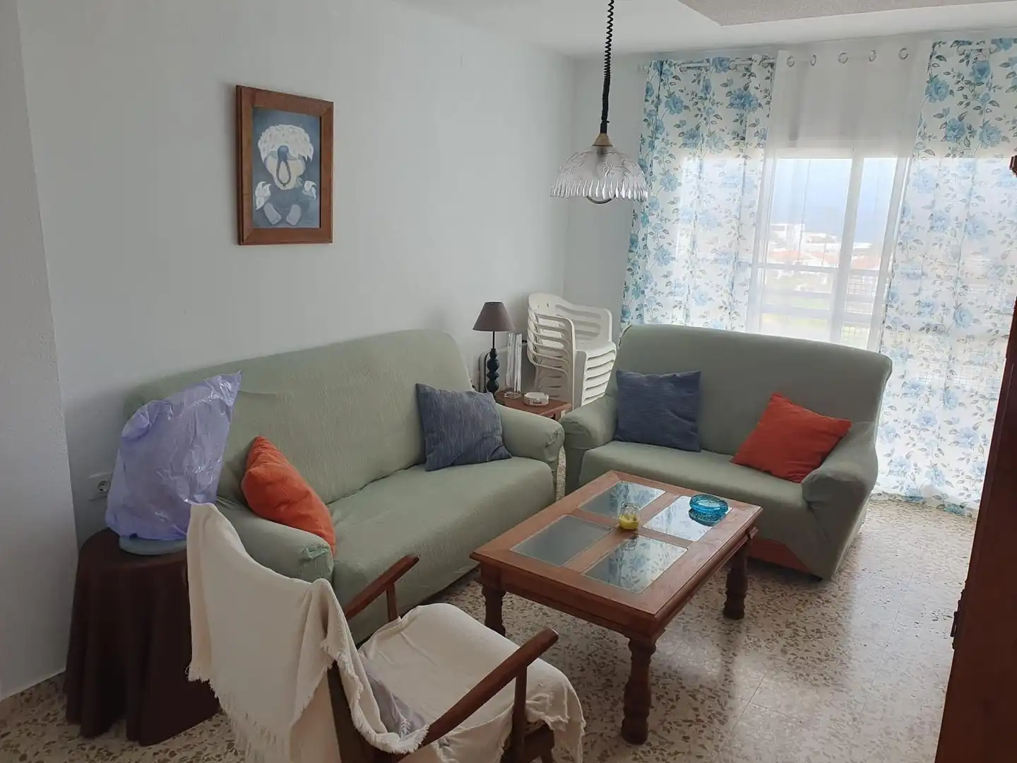 Wohnzimmer von Wohnung zur Miete in Sotogrande mit Möbliert und Gemeinschaftspool
