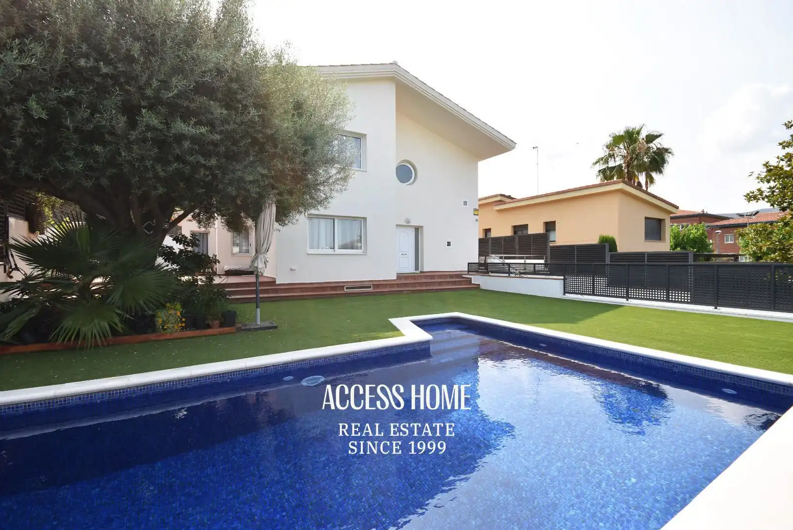 Villa con piscina in vendita a Alella, imagen 2