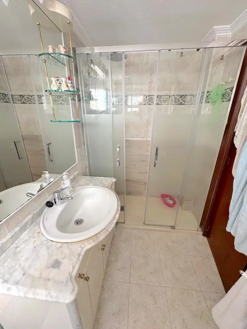 Wohnung zur Miete in Calle CIUDAD DE BARI, 7, Benisaudet