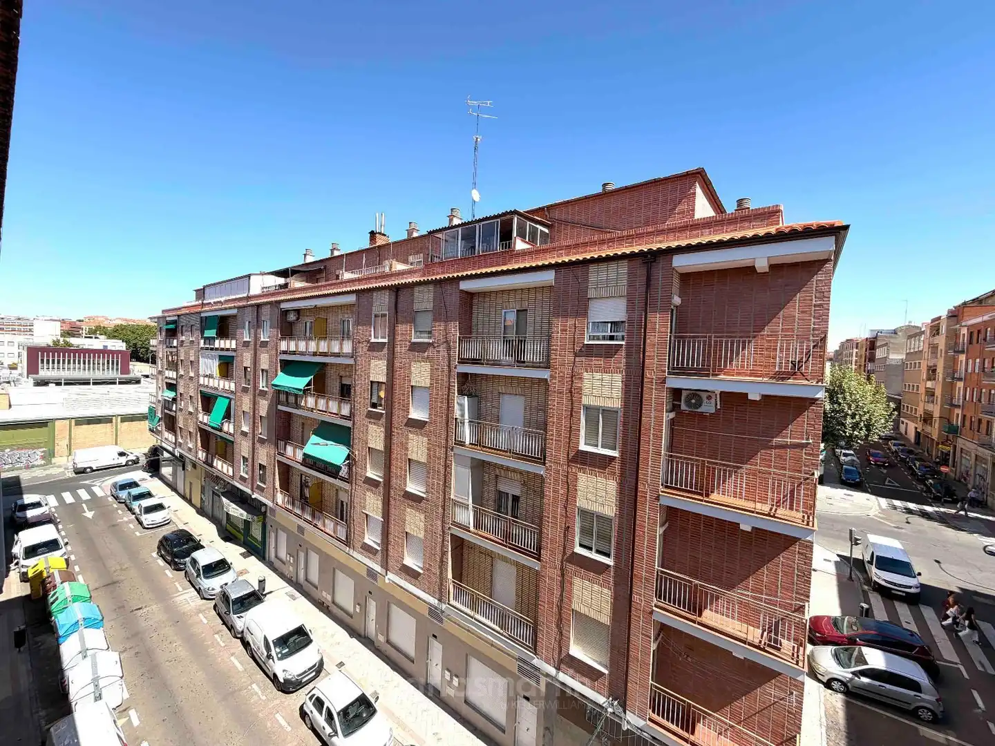 Vista exterior de Pis en venda en Salamanca amb Calefacció, Terrassa i Balcó