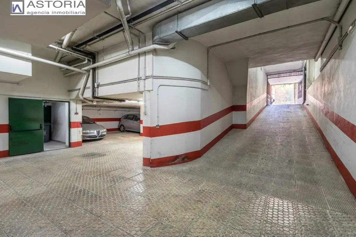 Einzelparkplatz zur Miete in Avenida Constitución 44, imagen 5