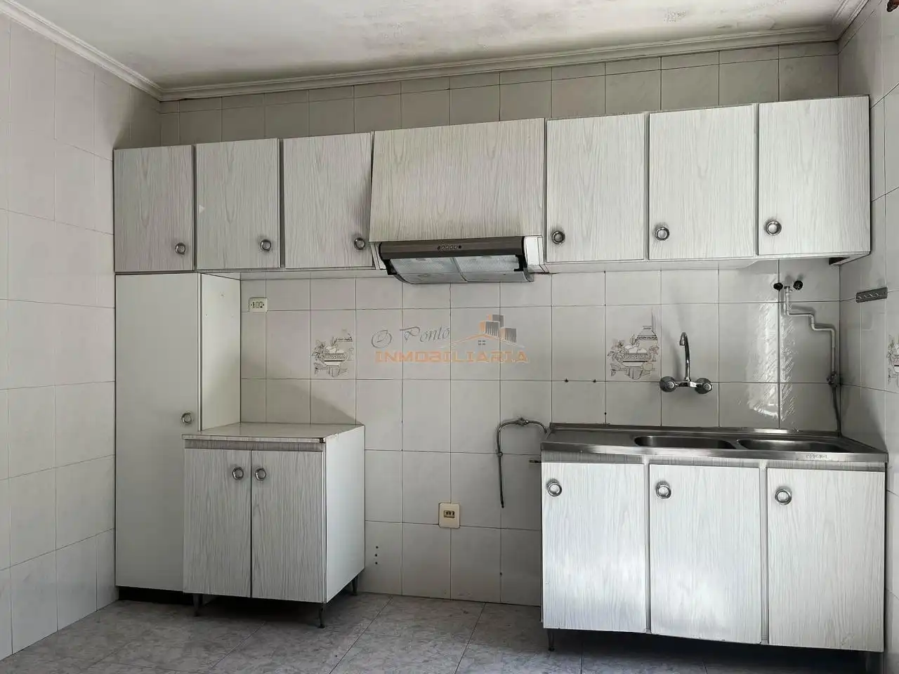 Houses for sale in Neda