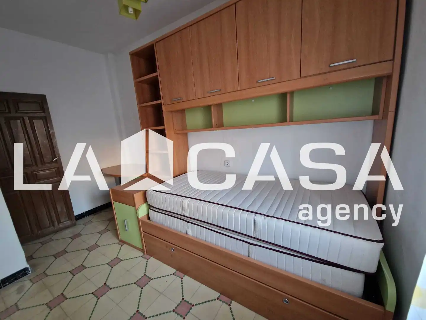 Bedroom of Houses for sale in Sevilla