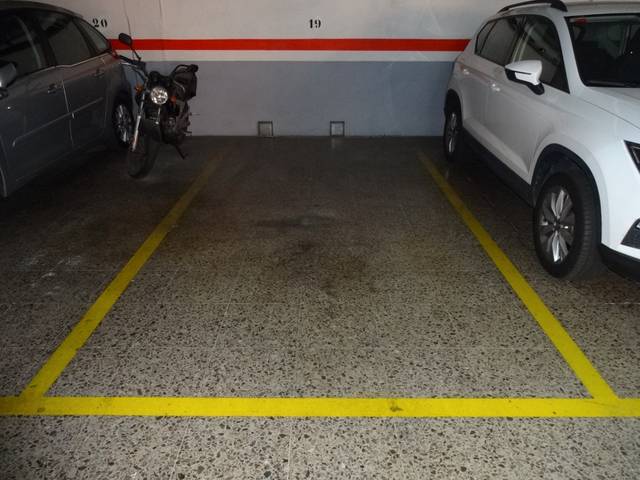 Garaje en Alquiler en Carrer Pintor Casas, 11 en Vilapicina i la Torre Llobeta