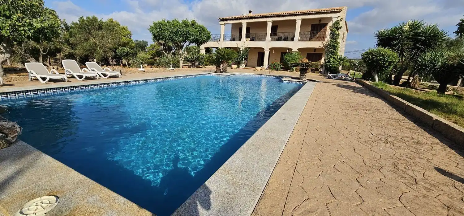 Maison rustique à louer à Manacor Centre